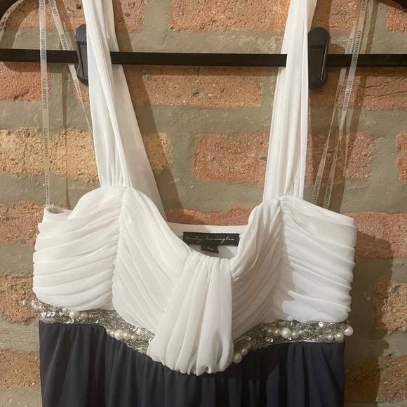 Tie halter top formal dress - Picture 2 of 4